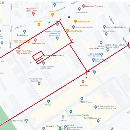 Slnecny Byt V Blizkosti Historickeho Centra Trenčín Esterno foto